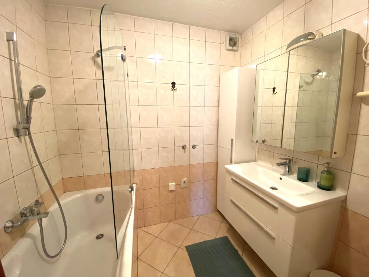 Apartment Above Lake Блед Экстерьер фото